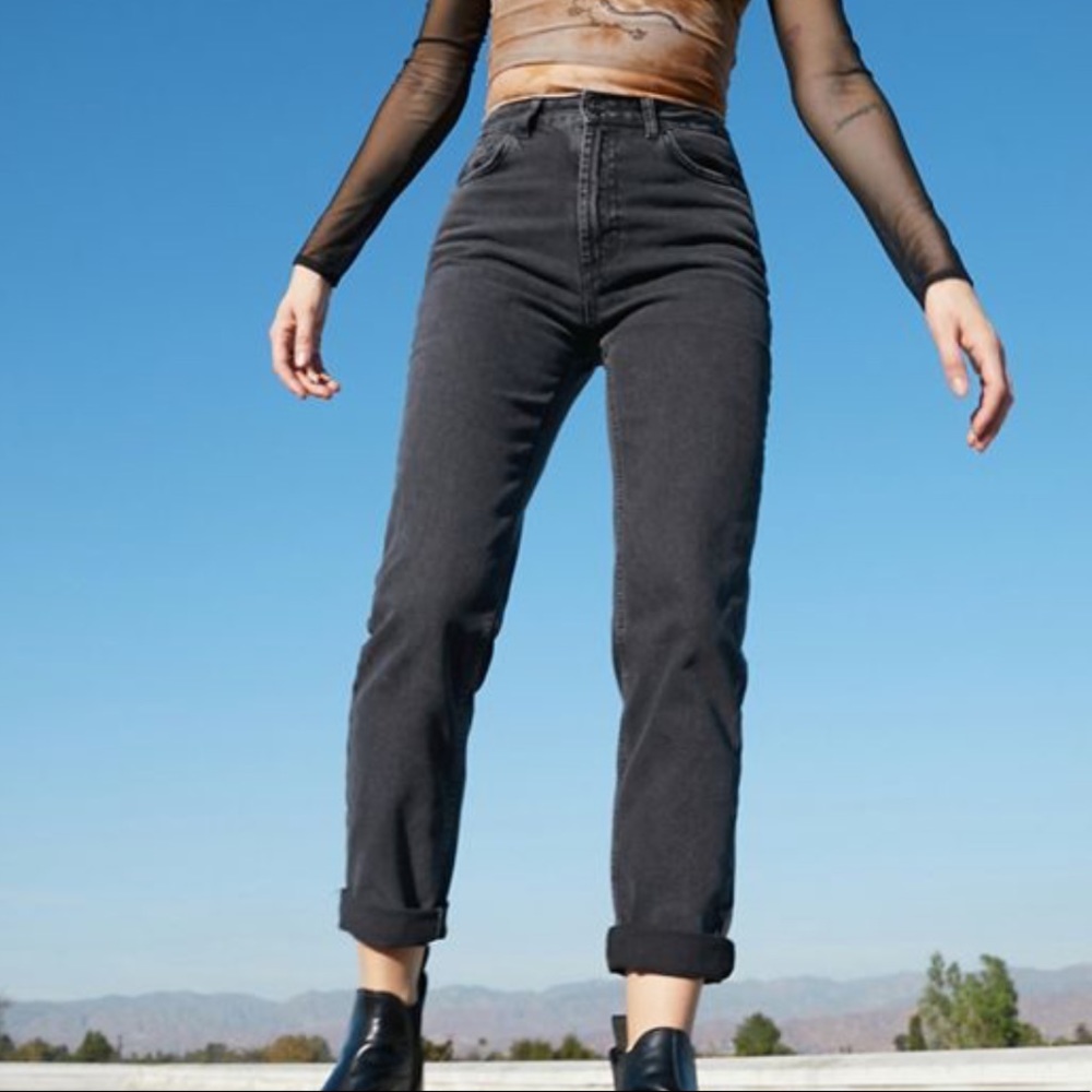 BDG Mom High-Rise Jeans
